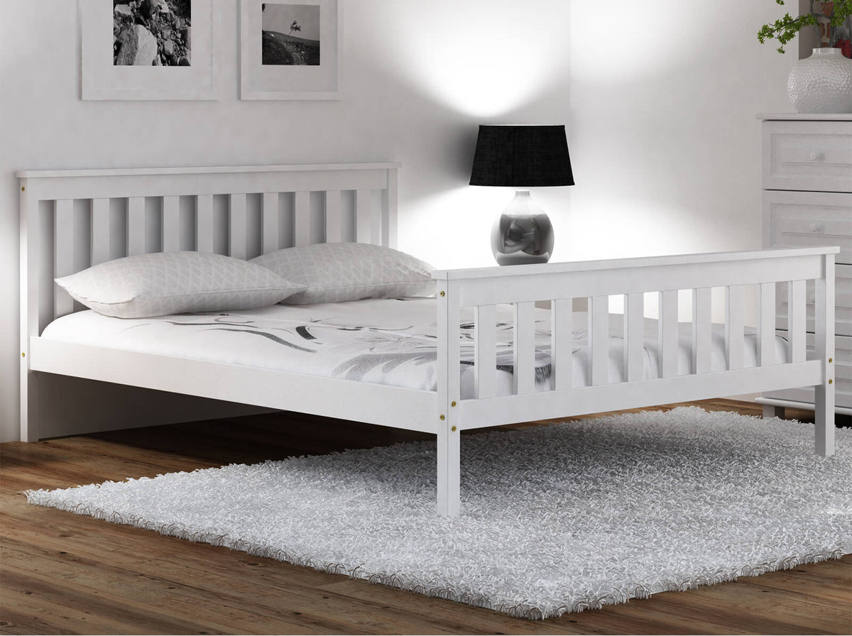 Blanco Shaker Bed — Handcrafted White Pine Bed